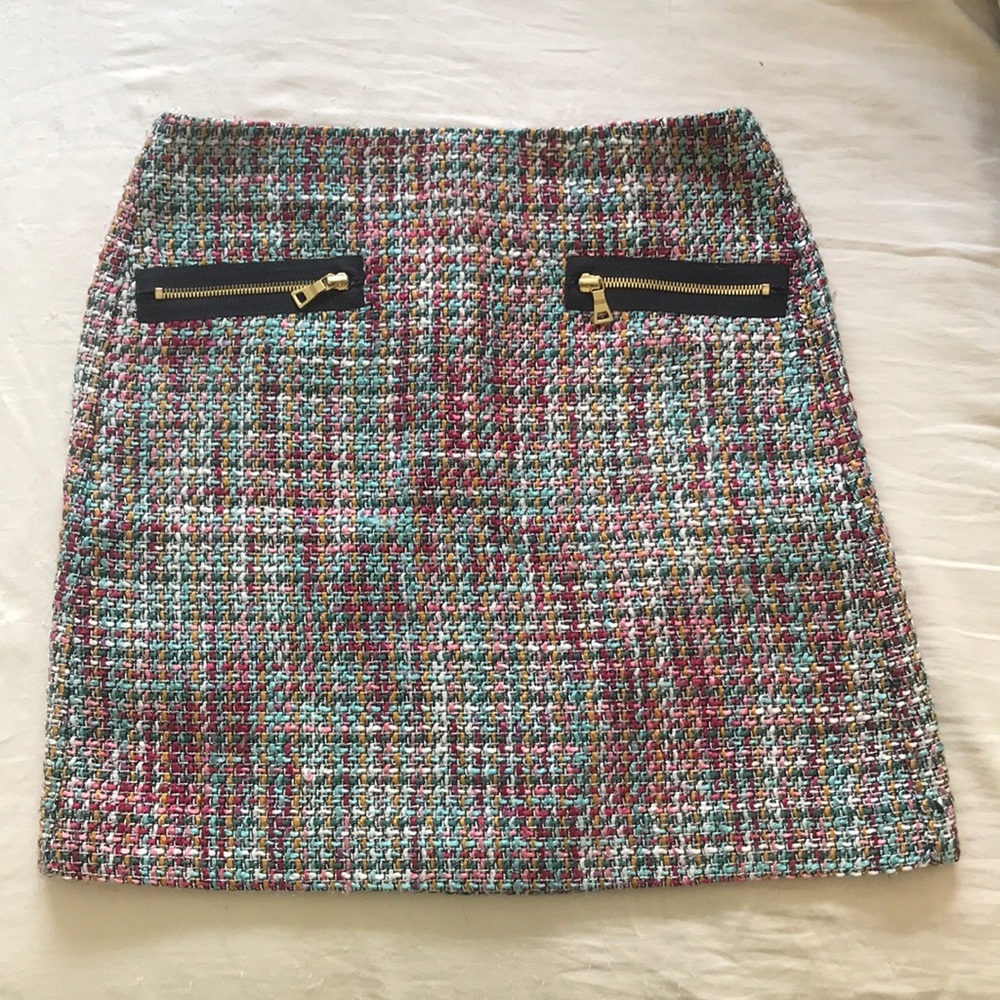 COLORFUL TEXTURED SKIRT
